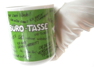 Eine fliegende Tasse